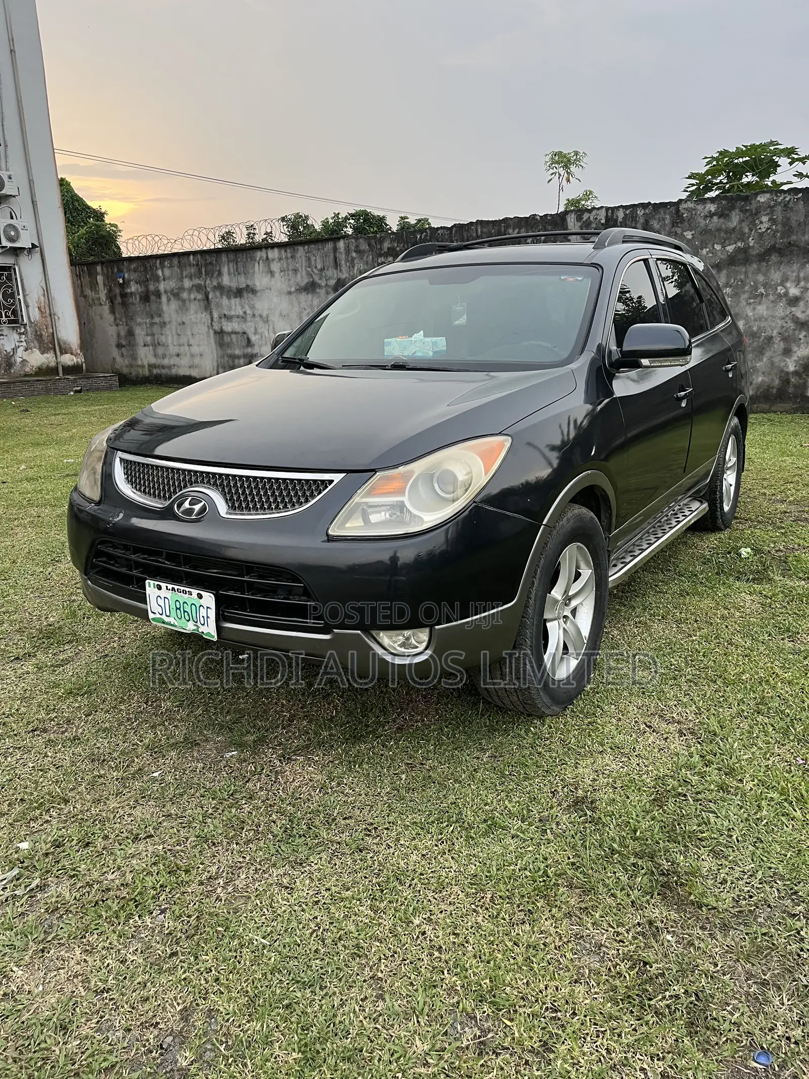 Hyundai Veracruz 2012 Black