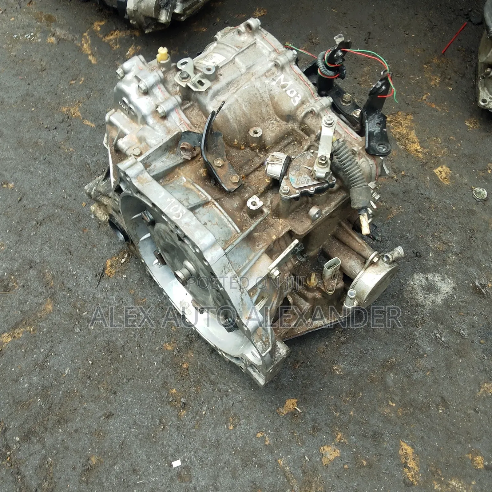 Toyota Sienna 2000/2001/2002 Tokubo Gearbox 7pin