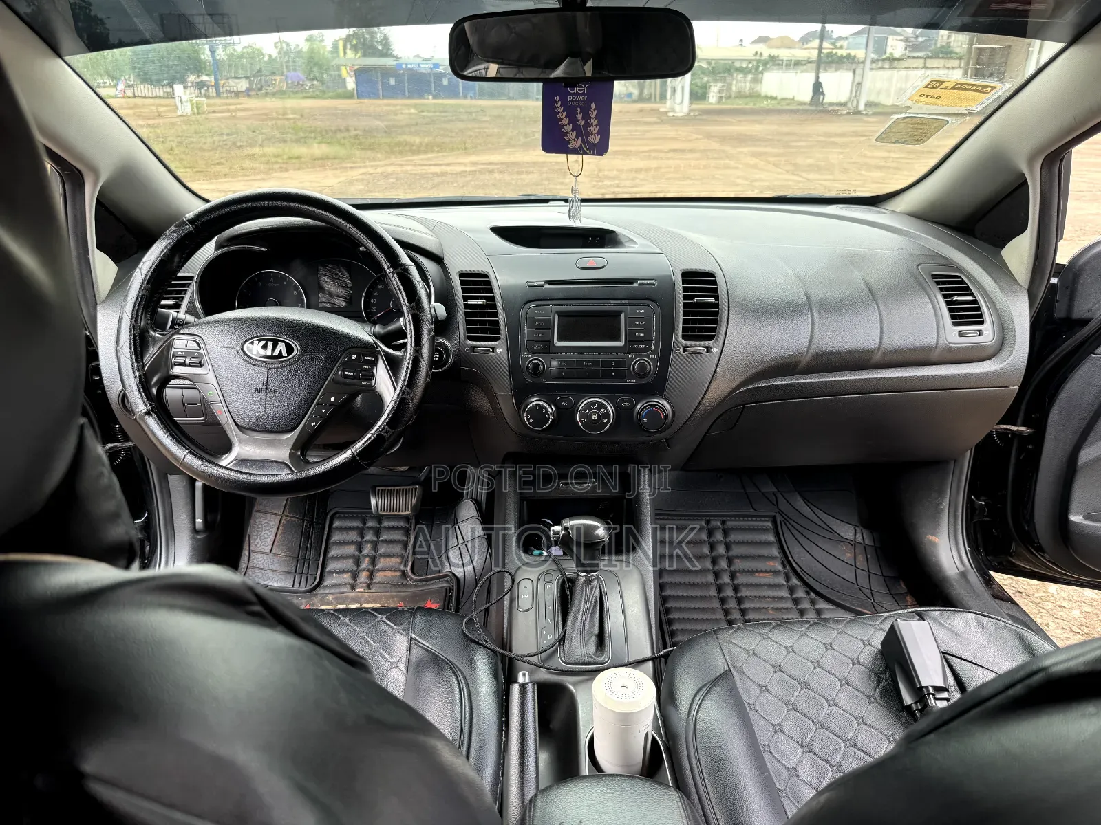 Kia Cerato 2015 Black
