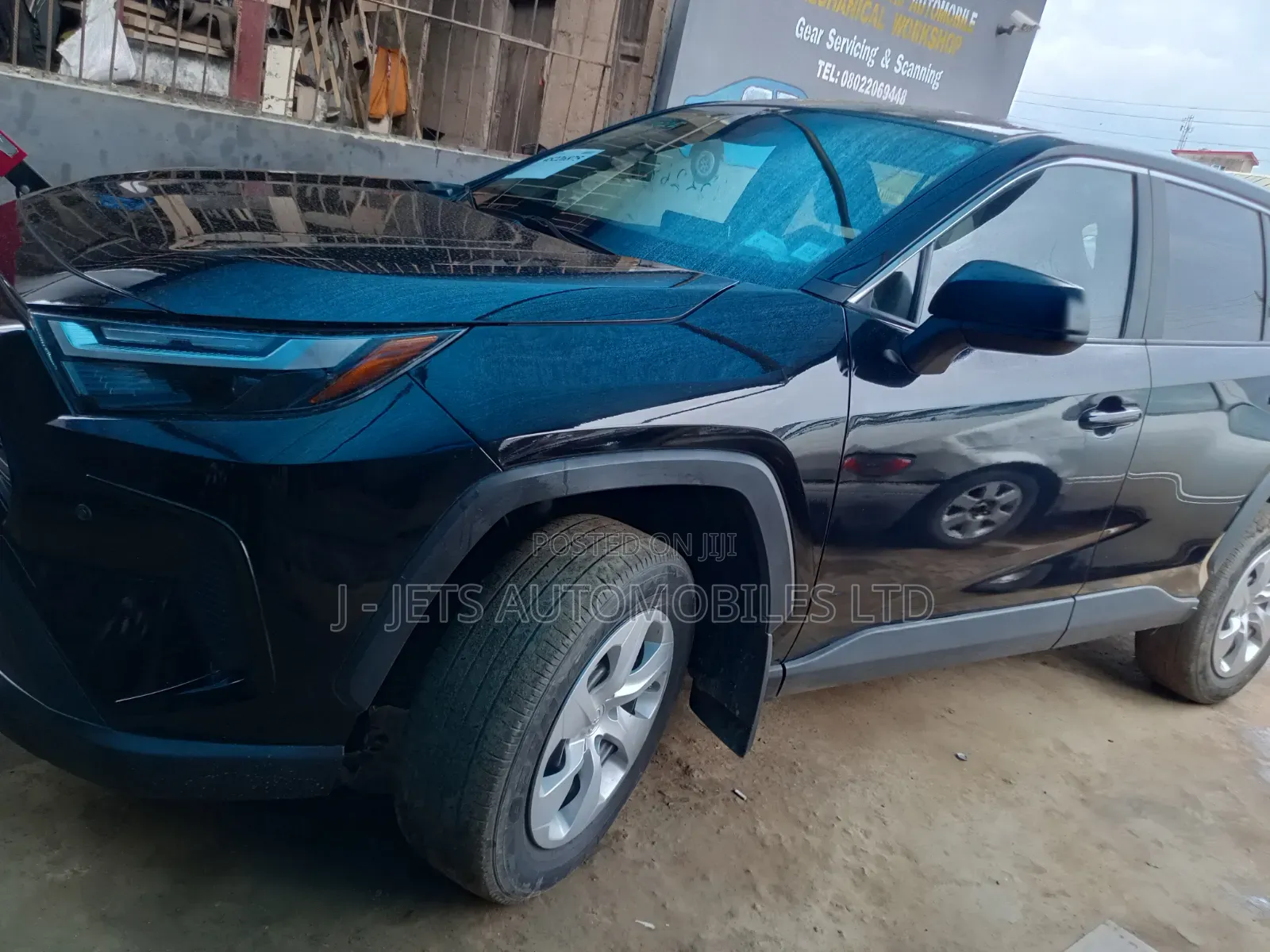 Toyota RAV4 LE AWD 2023 Black
