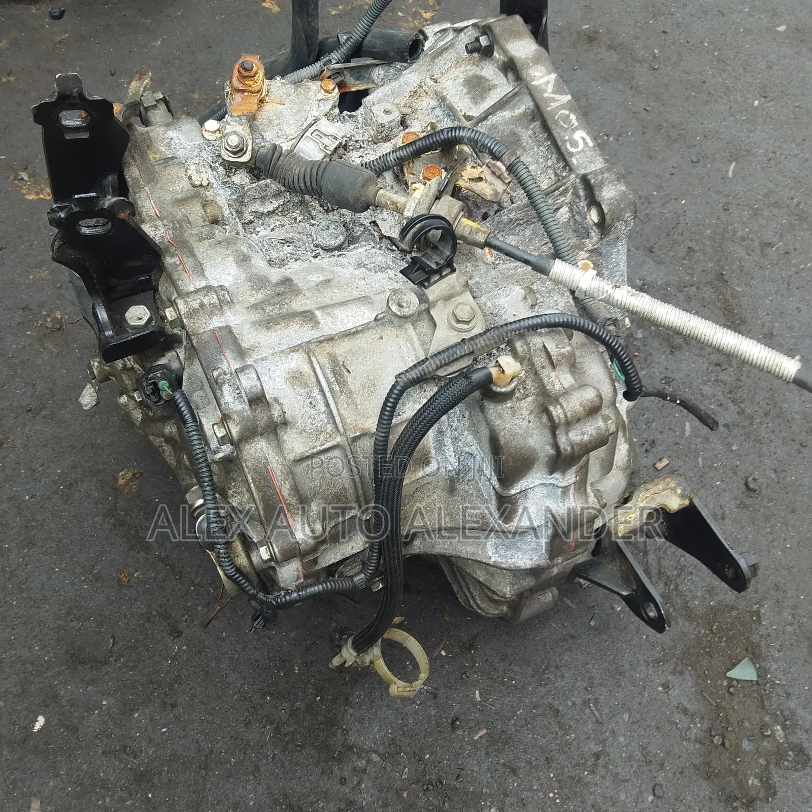 Toyota Corolla Sedan Tokubo Gearbox 12pin