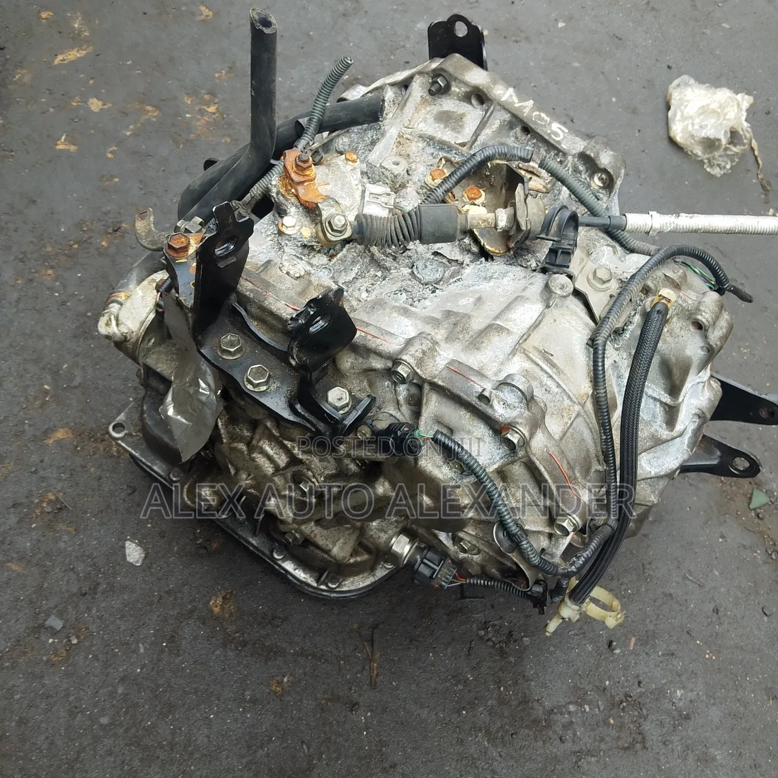 Toyota Corolla Sedan Tokubo Gearbox 12pin