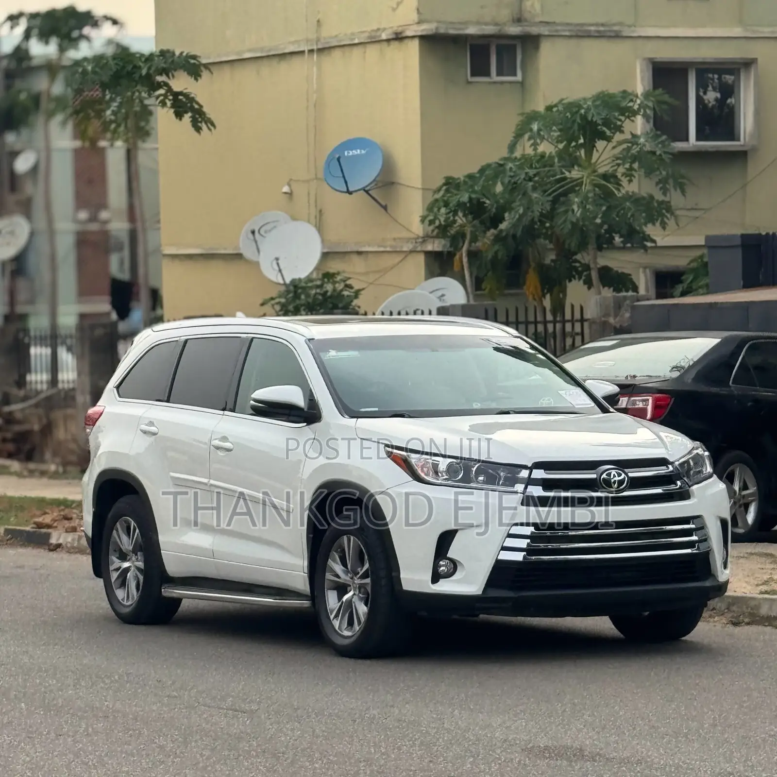 Toyota Highlander XLE 4dr SUV (3.5L 6cyl 6A) 2015 White