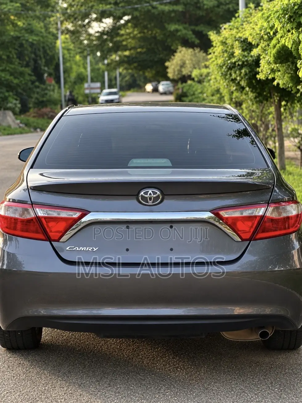 Toyota Camry LE 4dr Sedan (2.5L 4cyl 6A) 2017 Gray