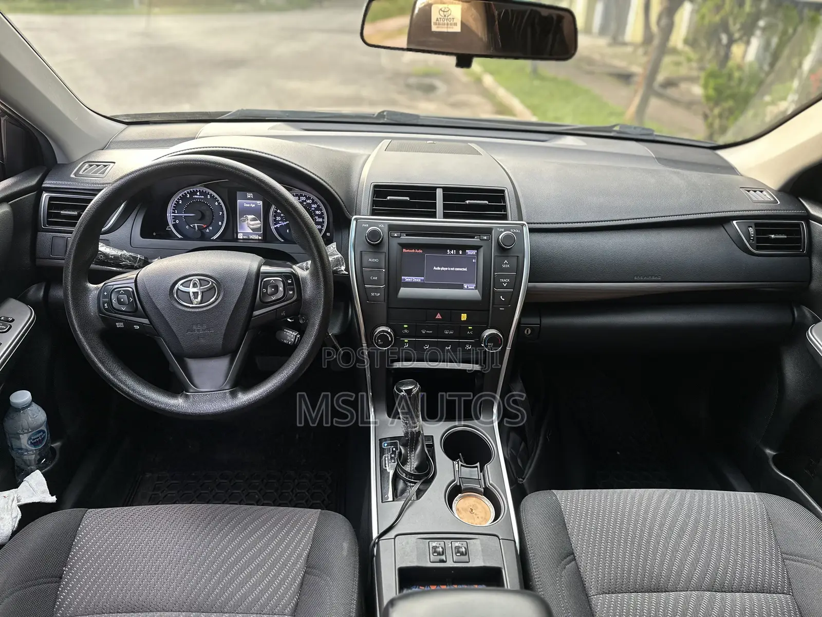Toyota Camry LE 4dr Sedan (2.5L 4cyl 6A) 2017 Gray