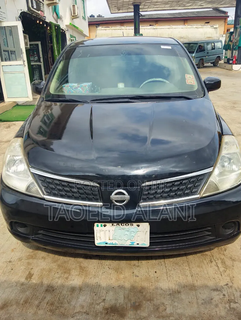 Nissan Tiida 2009 Black