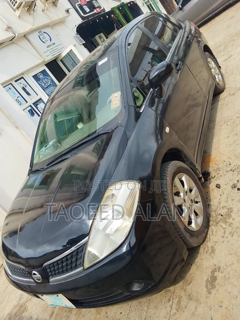 Nissan Tiida 2009 Black
