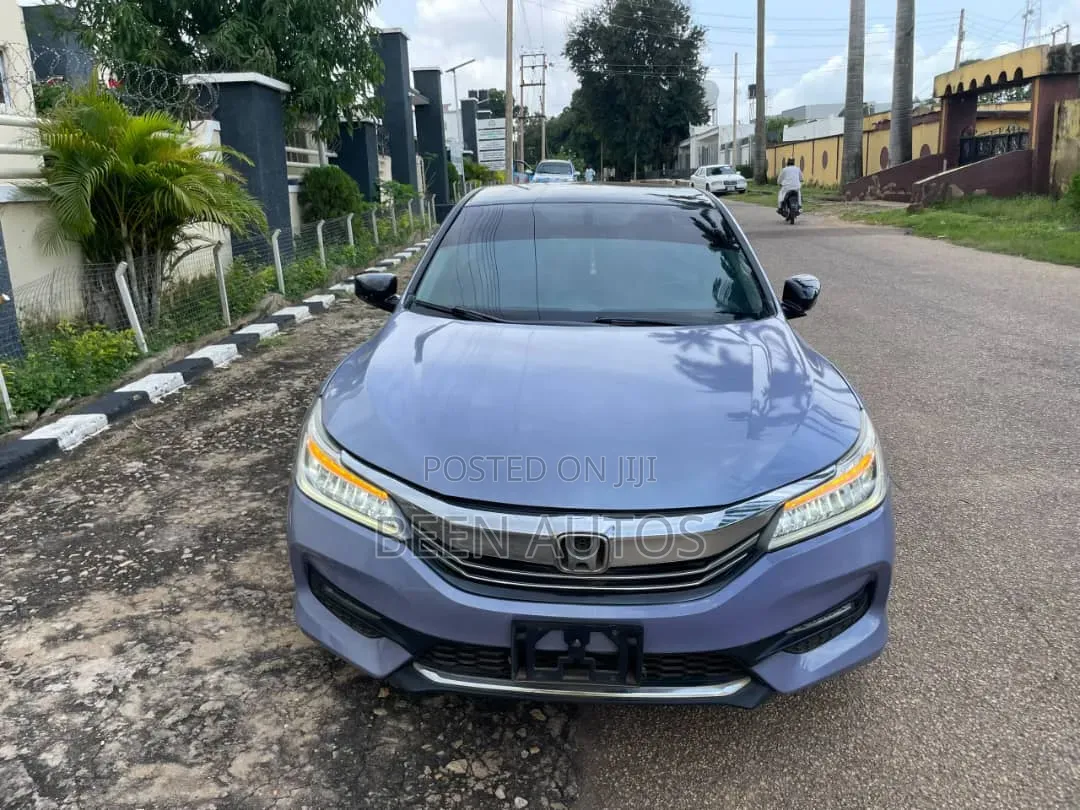 Honda Accord Sport 4dr Sedan FWD (2.4L 4cyl 2A) 2013 Purple