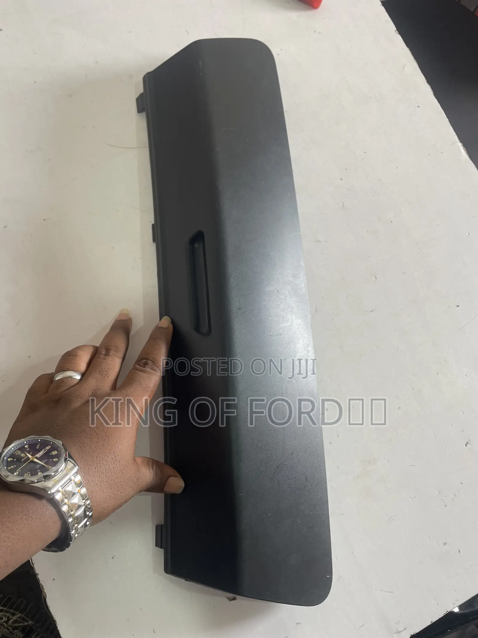 Ford Explorer 2018 Rear Tow Cover