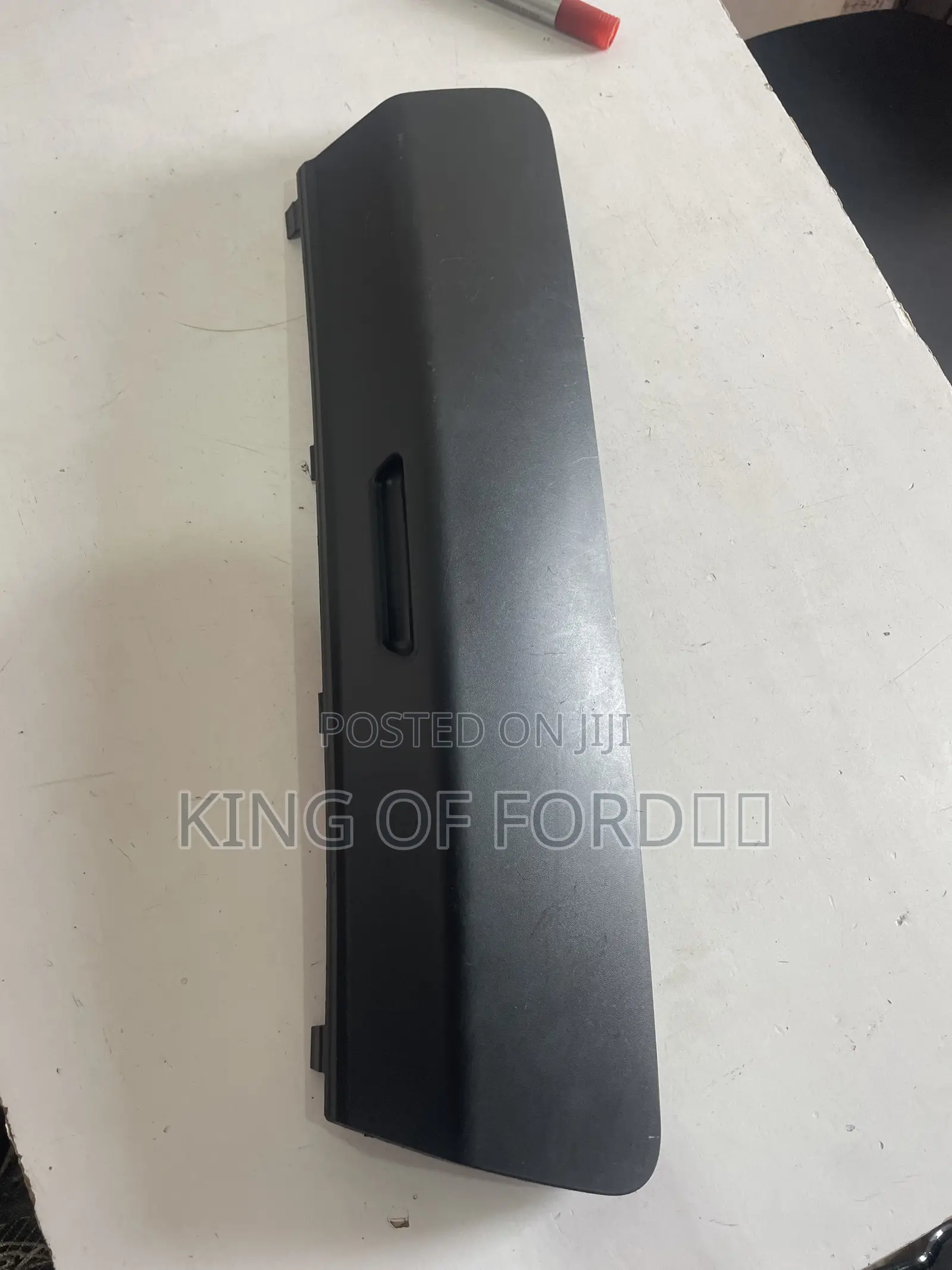 Ford Explorer 2018 Rear Tow Cover
