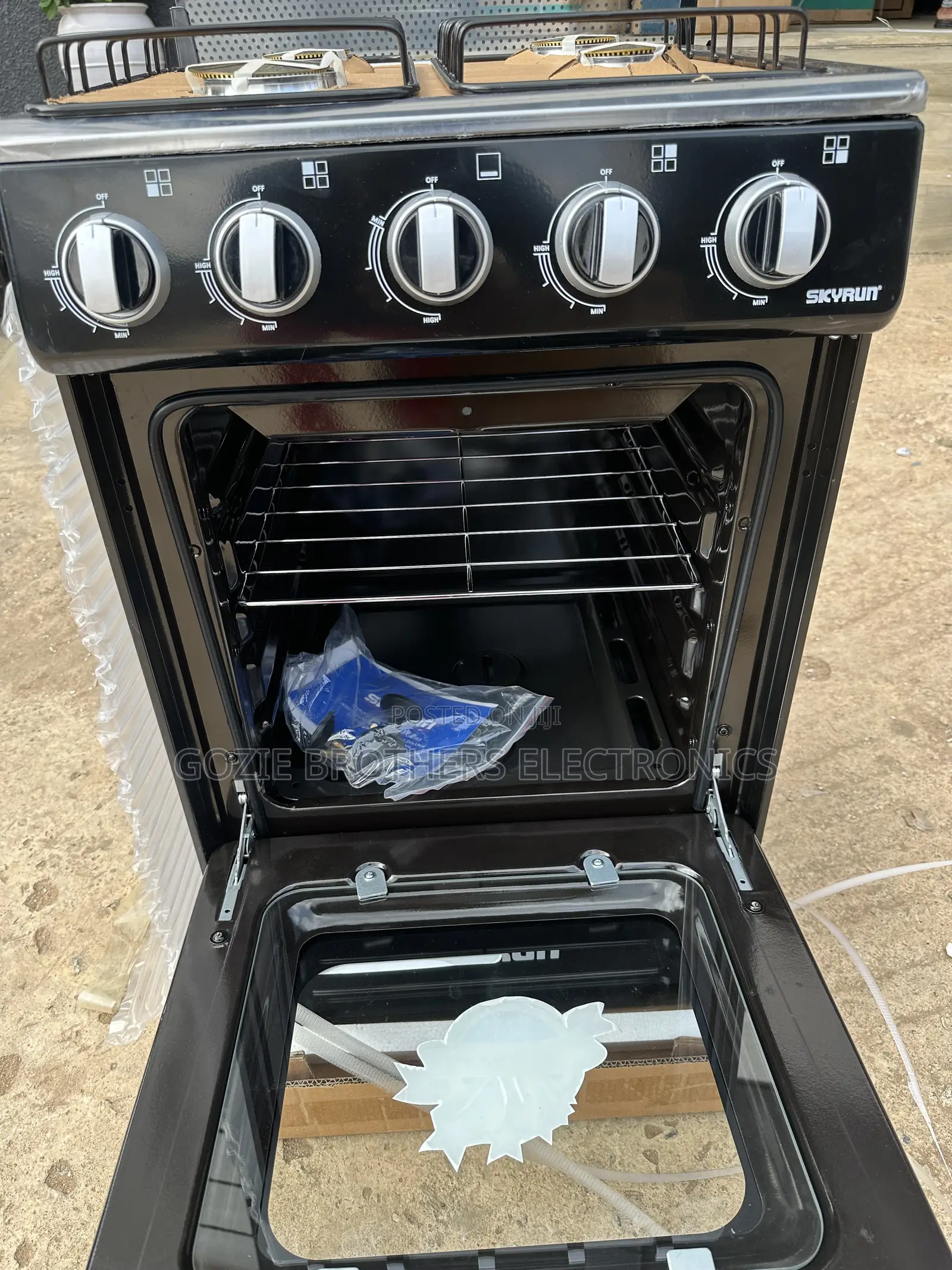 Skyrun Standing Gas Cooker With Baking Oven