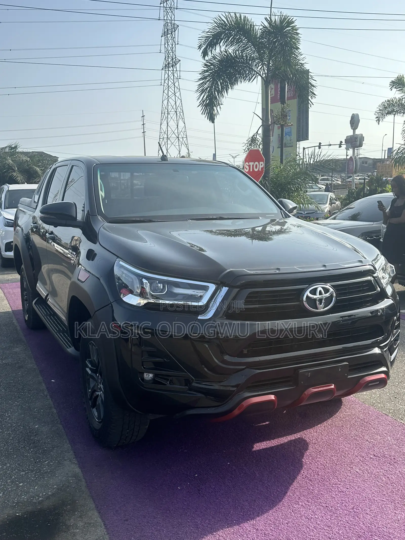 Toyota Hilux 2024 Black
