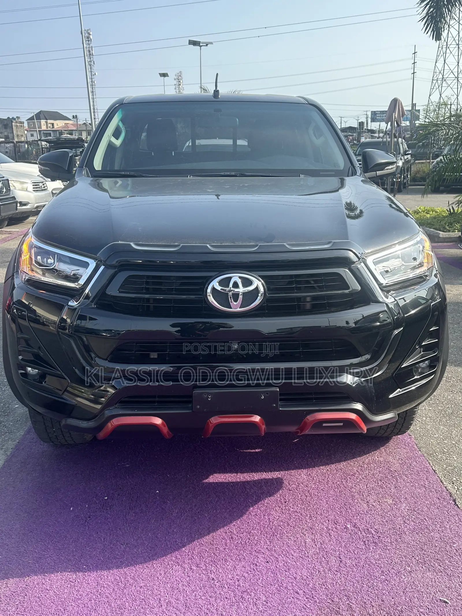 Toyota Hilux 2024 Black