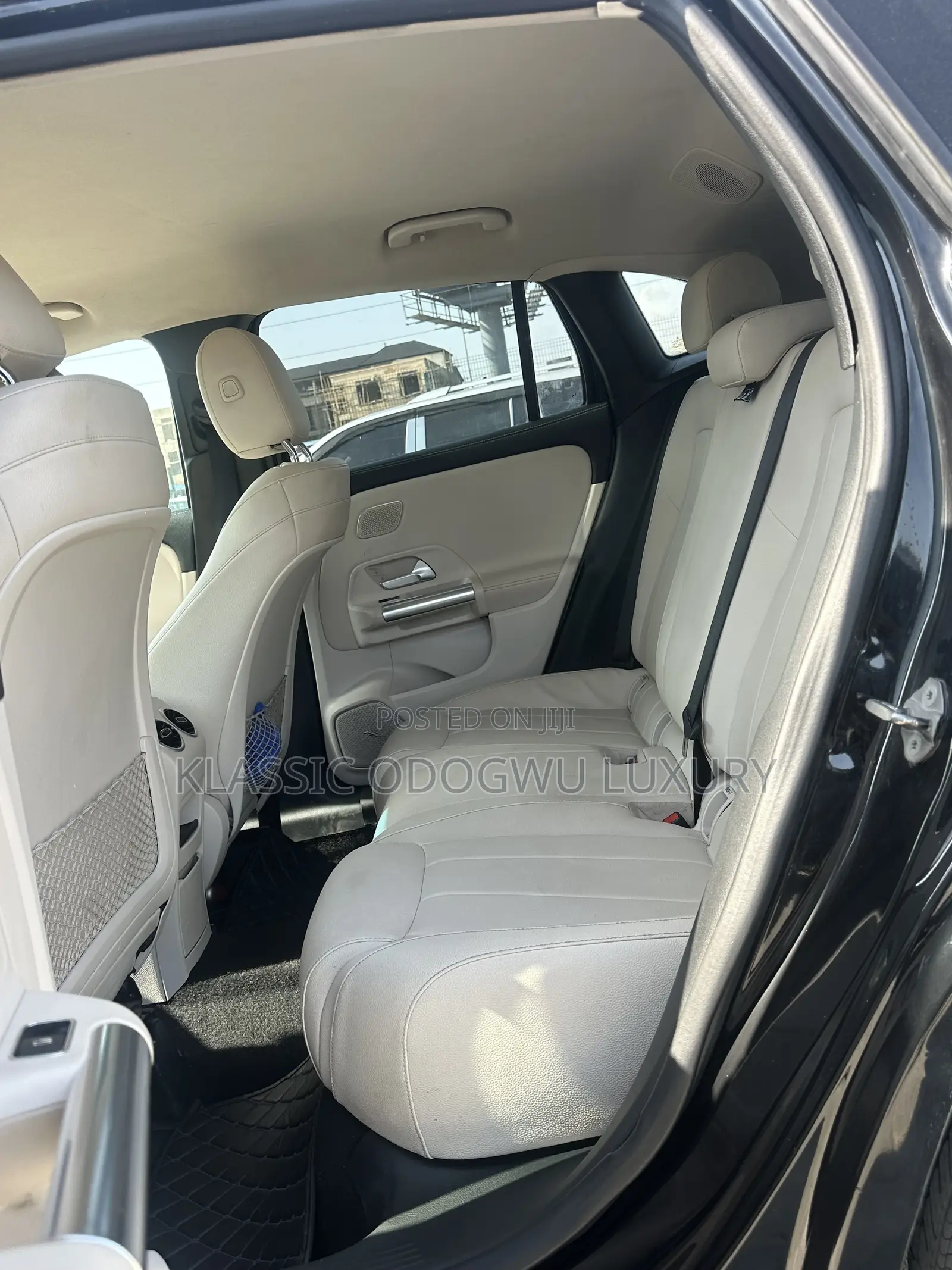 Mercedes-Benz GLA 250 2022 Black