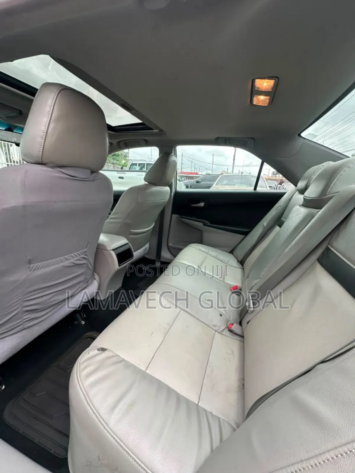 Toyota Camry LE 4dr Sedan (2.5L 4cyl 6A) 2012 Silver