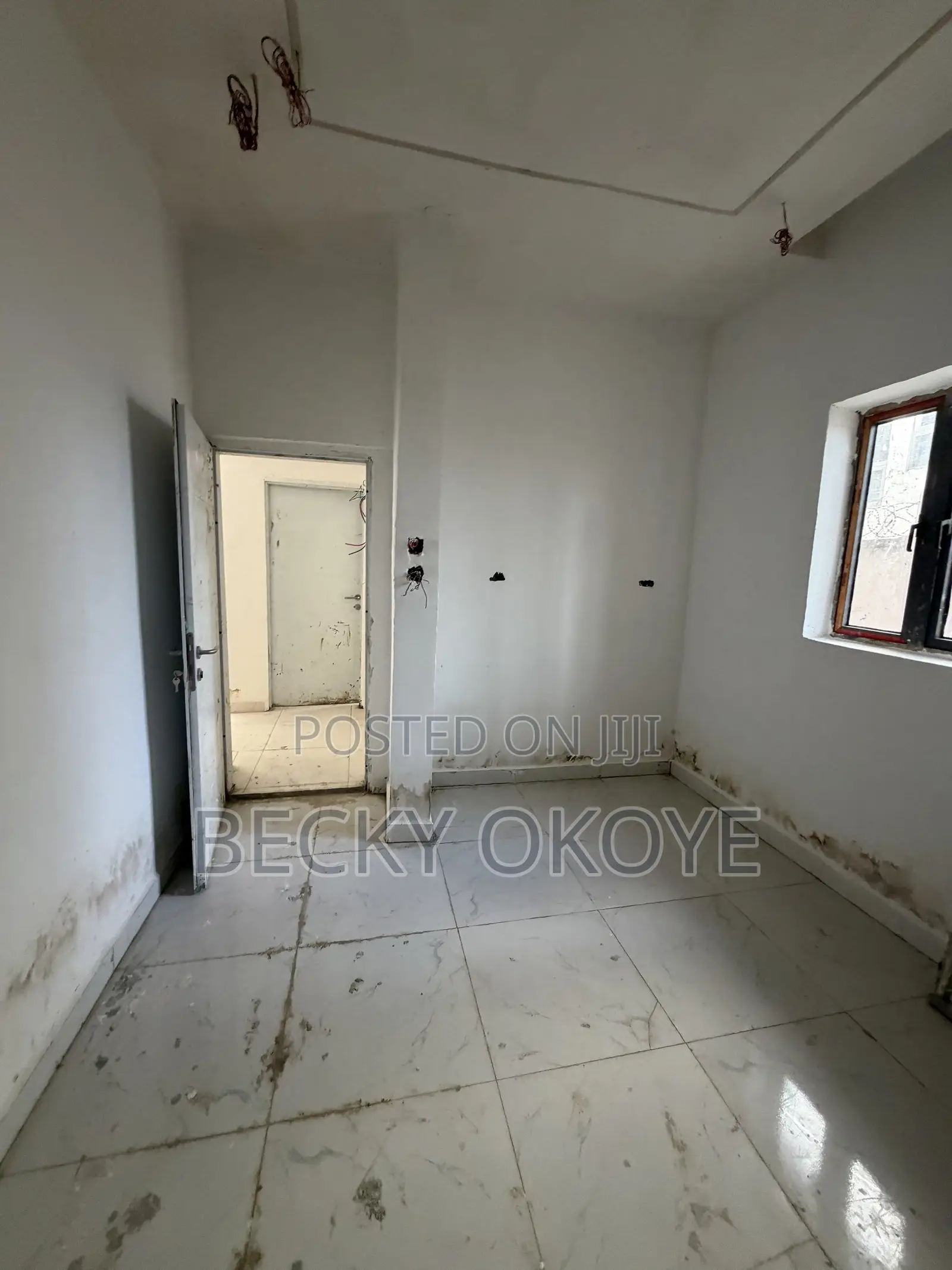 2bdrm Block of Flats in Gaduwa for sale