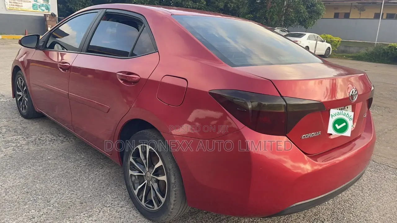 Toyota Corolla LE Premium 4dr Sedan (1.8L 4cyl CVT) 2014 Red