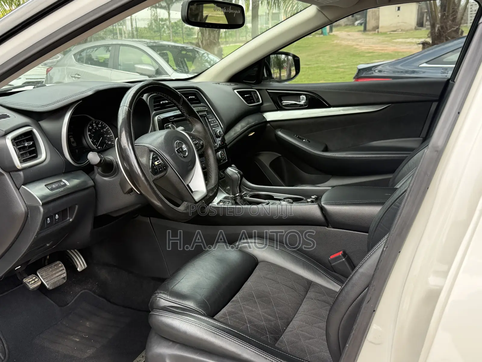 Nissan Maxima 4dr Sedan 2016 White