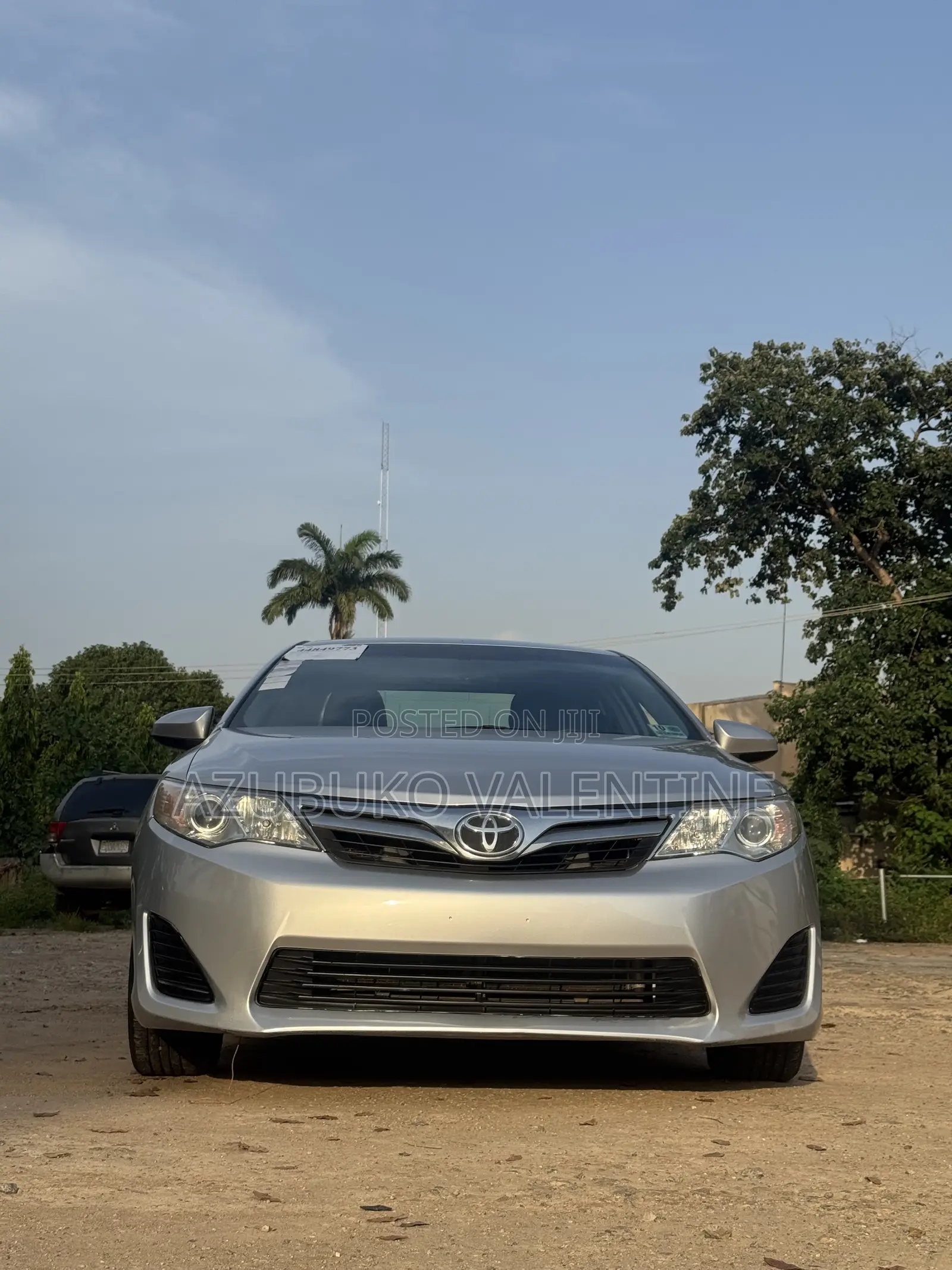 Toyota Camry LE 4dr Sedan (2.5L 4cyl 6A) 2013 Silver