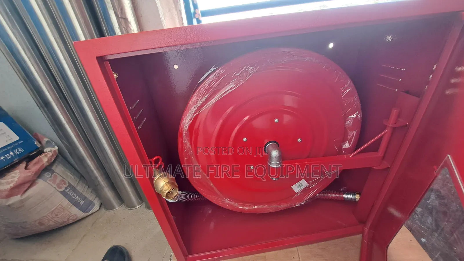 Hose Reel Cabinet With Glass