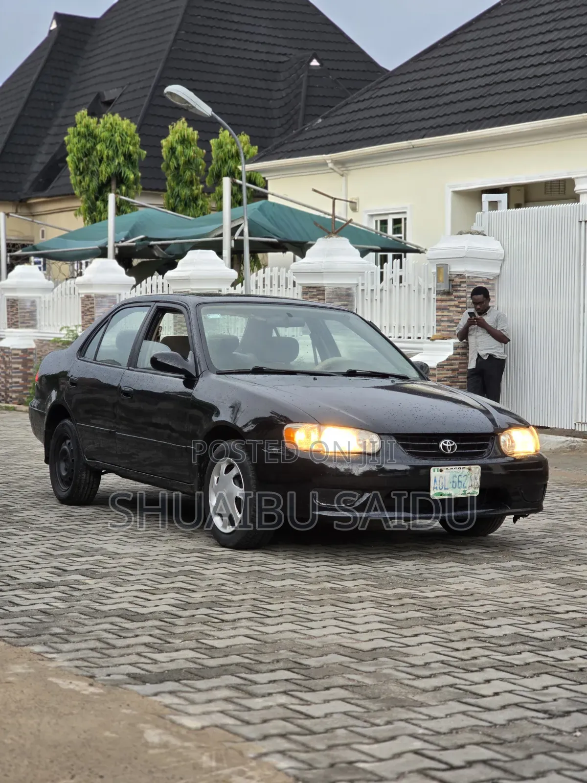 Toyota Corolla 2002 Black