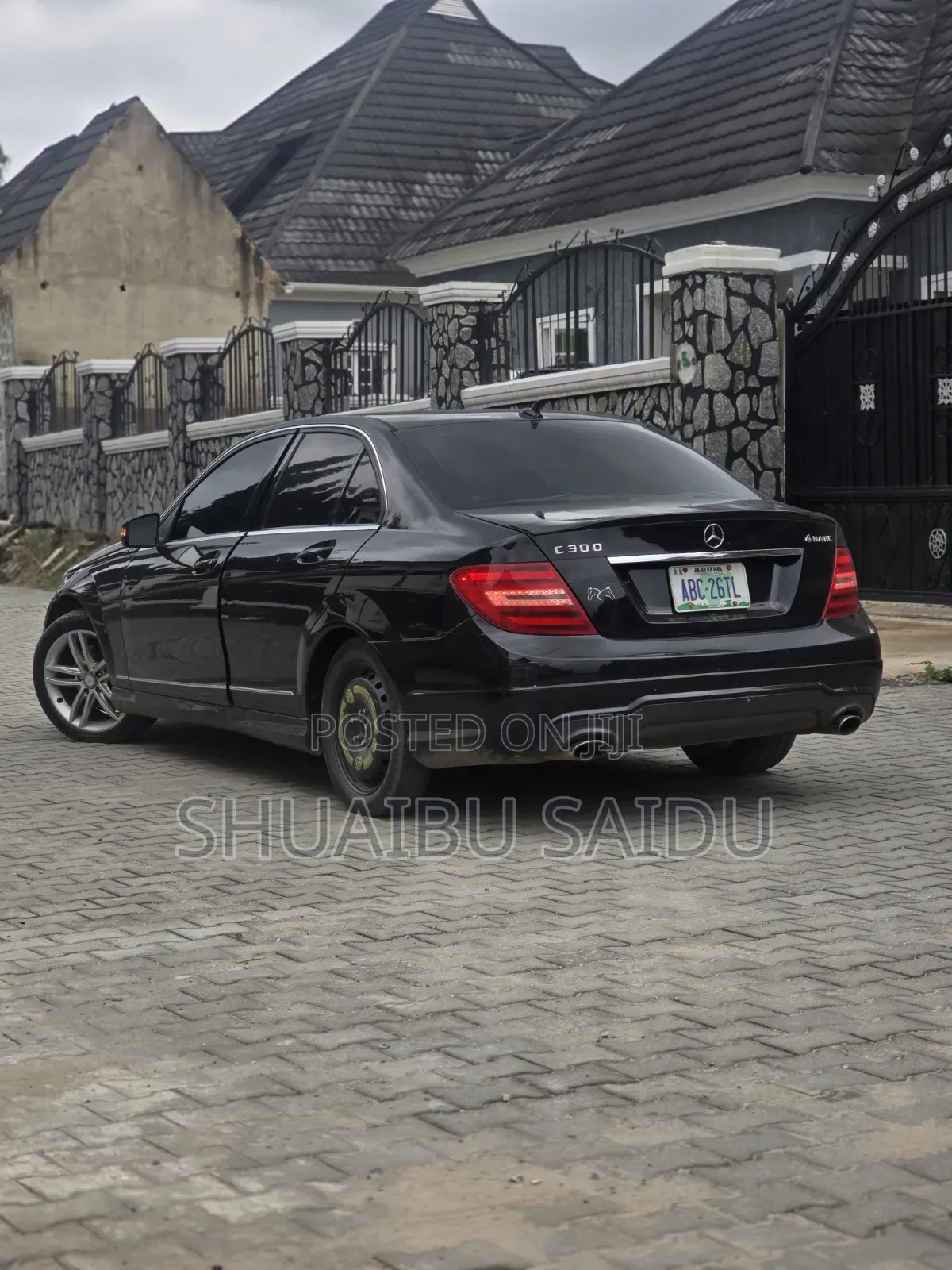 Mercedes-Benz C300 Sport 4Matic Sedan AWD (3.0L 6cyl 7A) 2012 Black