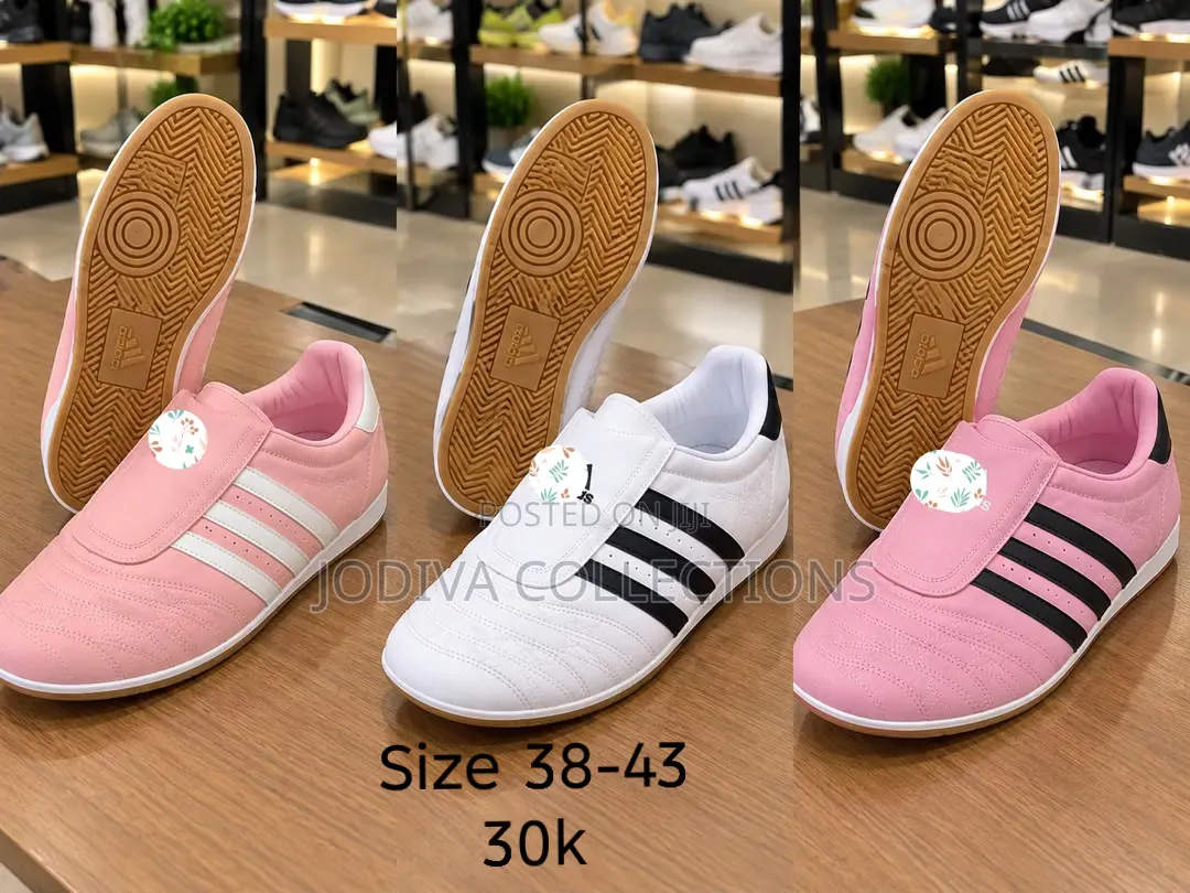 Trendy Fashion Adidas Sneakers