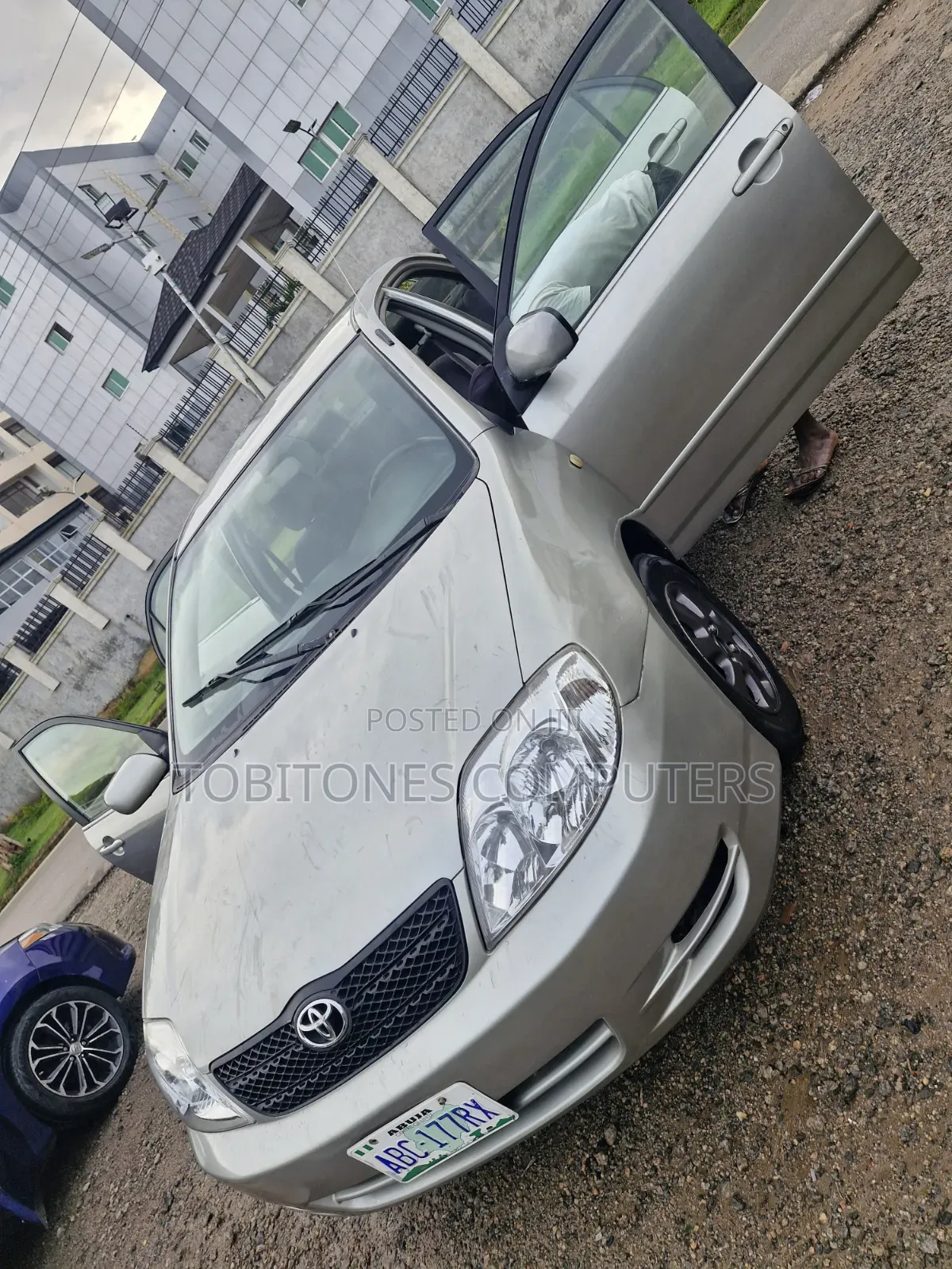 Toyota Corolla 2003 Gold