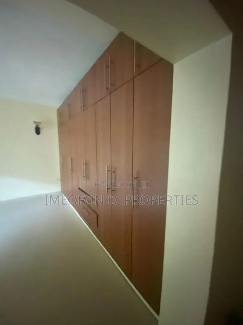 5bdrm Duplex in Life Camp for rent