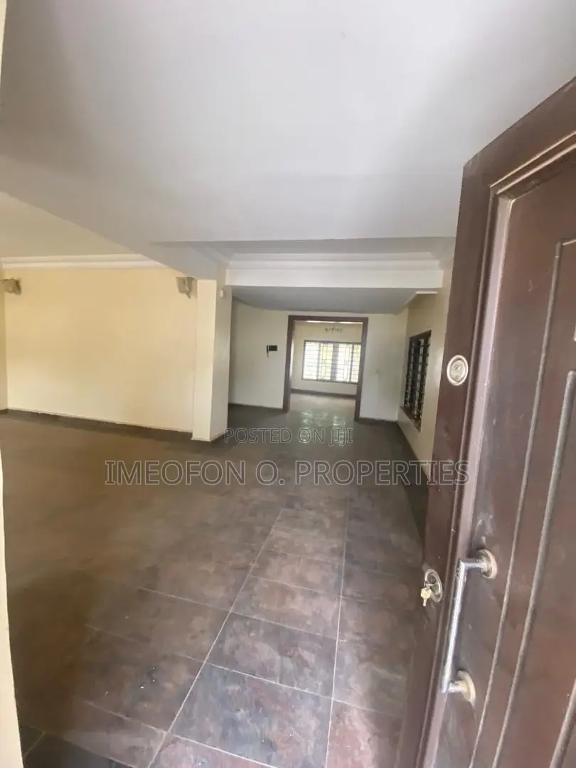 5bdrm Duplex in Life Camp for rent