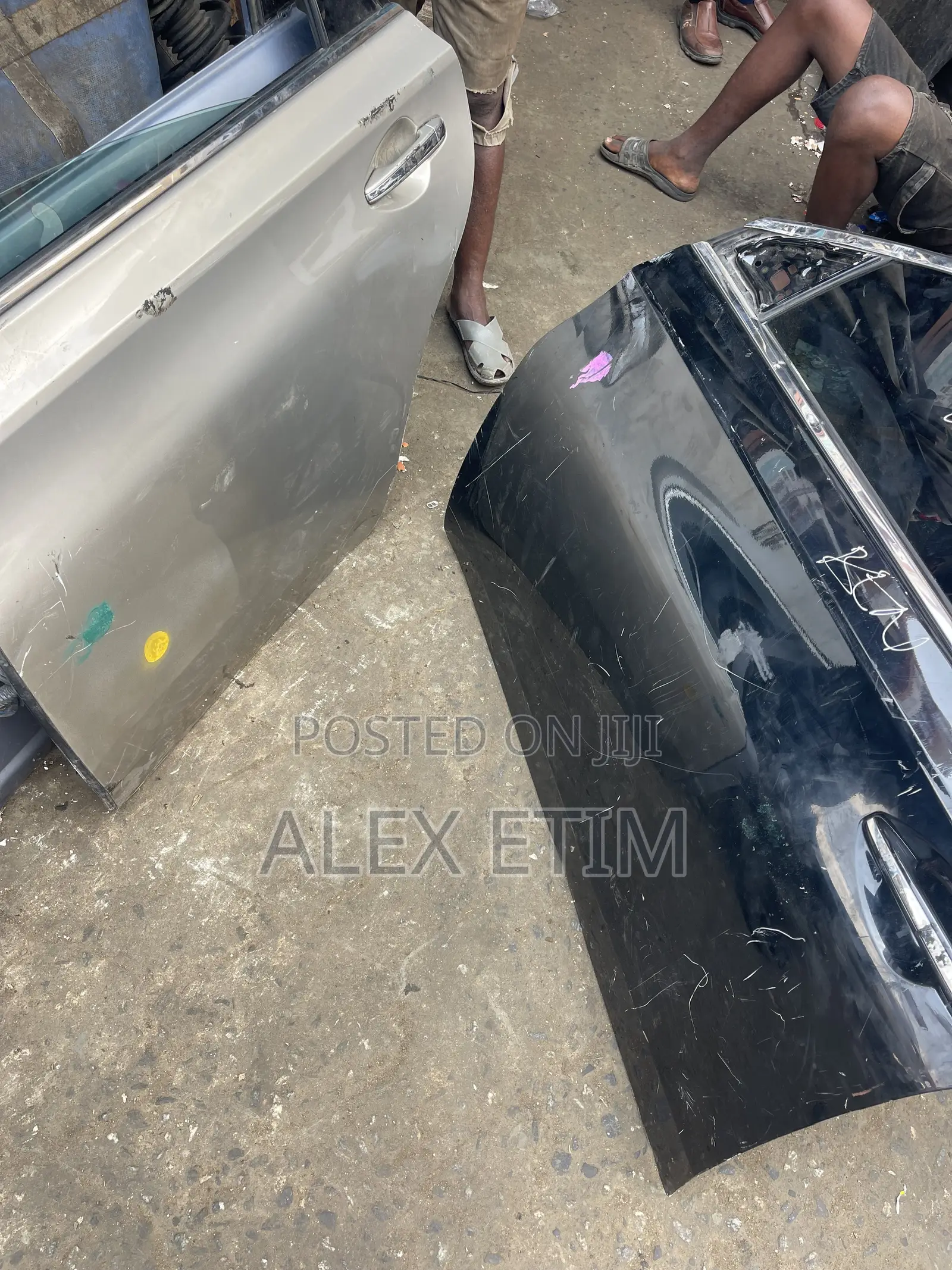 Direct Tokunbo Door Toyota Avalon 2015/2018 Available as Seen