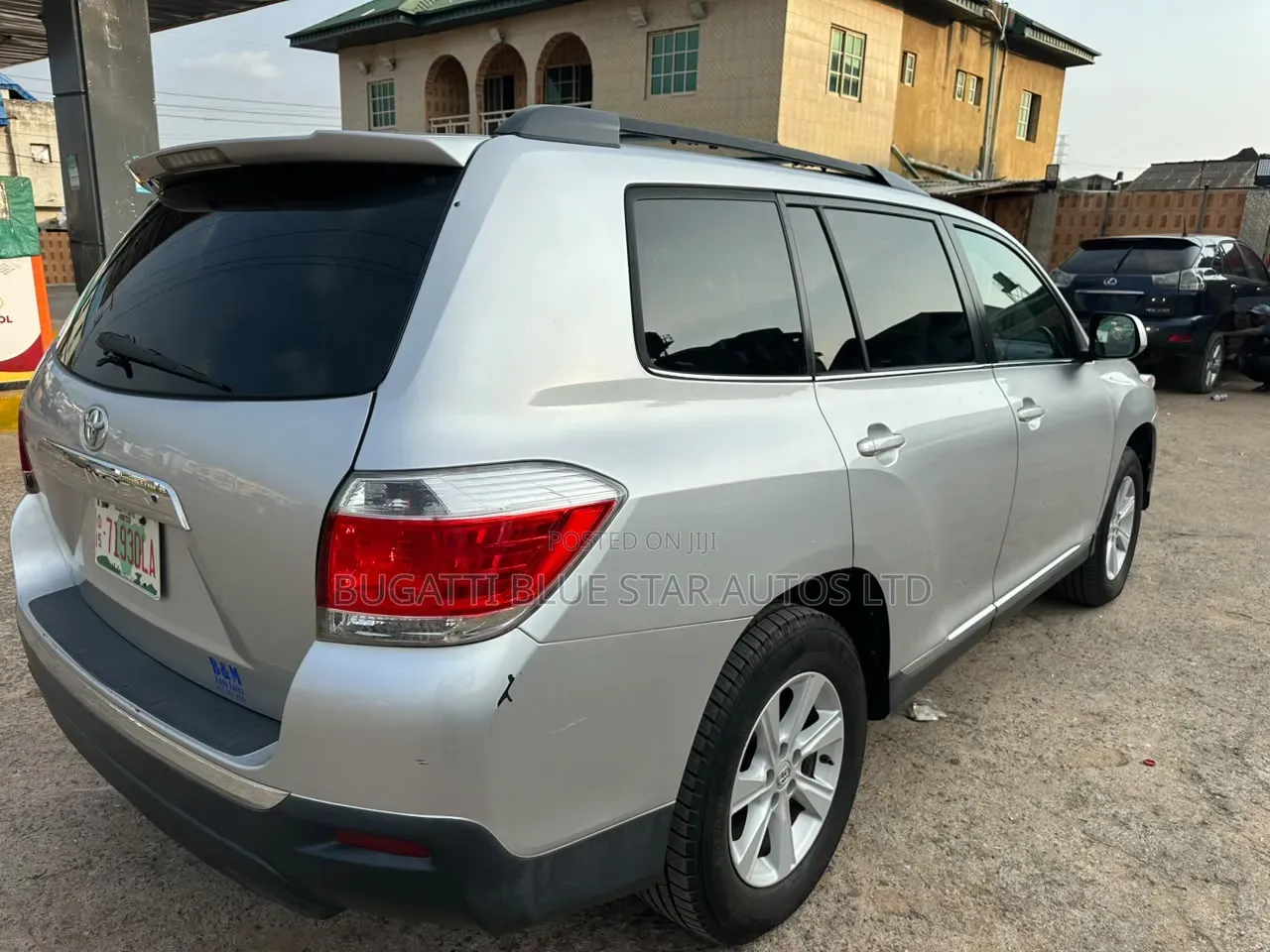 Toyota Highlander LE 4dr SUV (3.5L 6cyl 6A) 2014 Silver