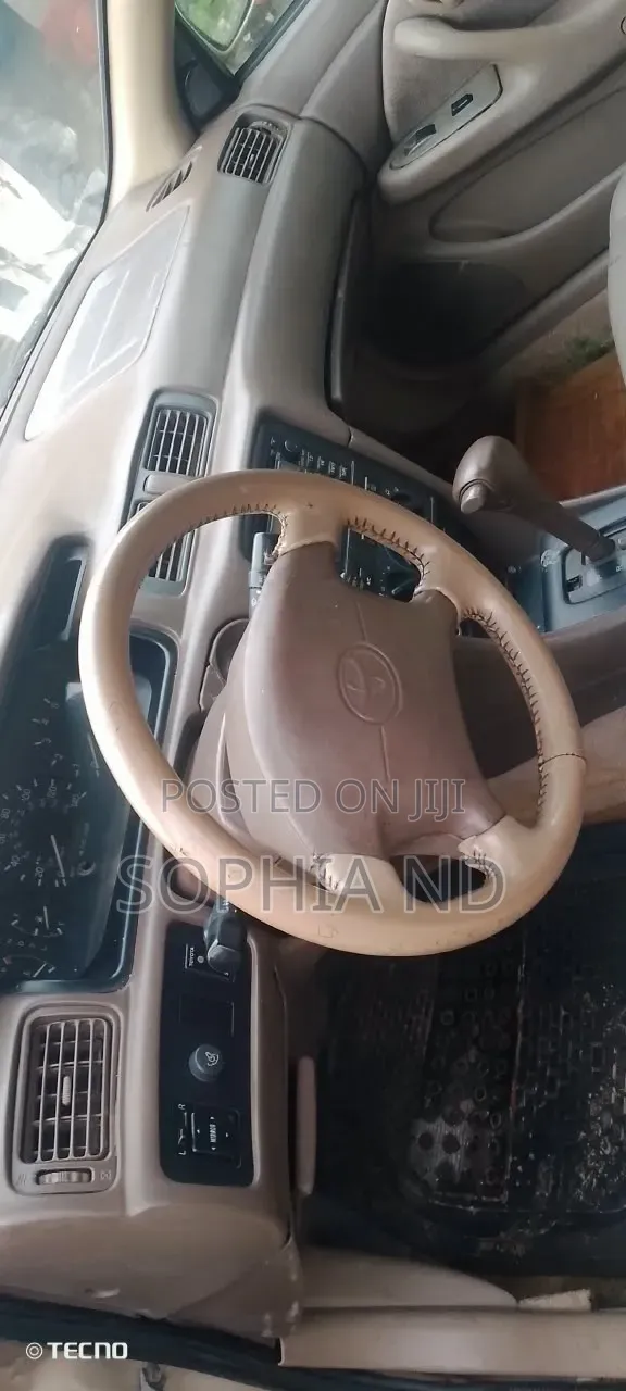 Toyota Camry 2002 Gold