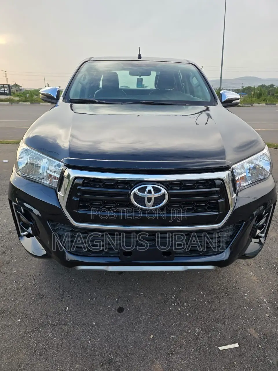 Toyota Hilux Revo Double Cab Petrol 2.7 AWD 2020 Black