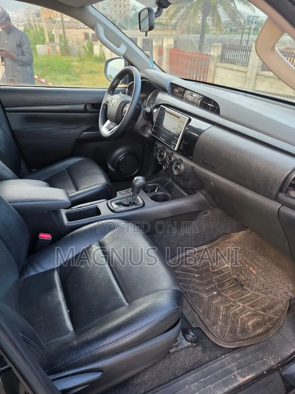 Toyota Hilux Revo Double Cab Petrol 2.7 AWD 2020 Black