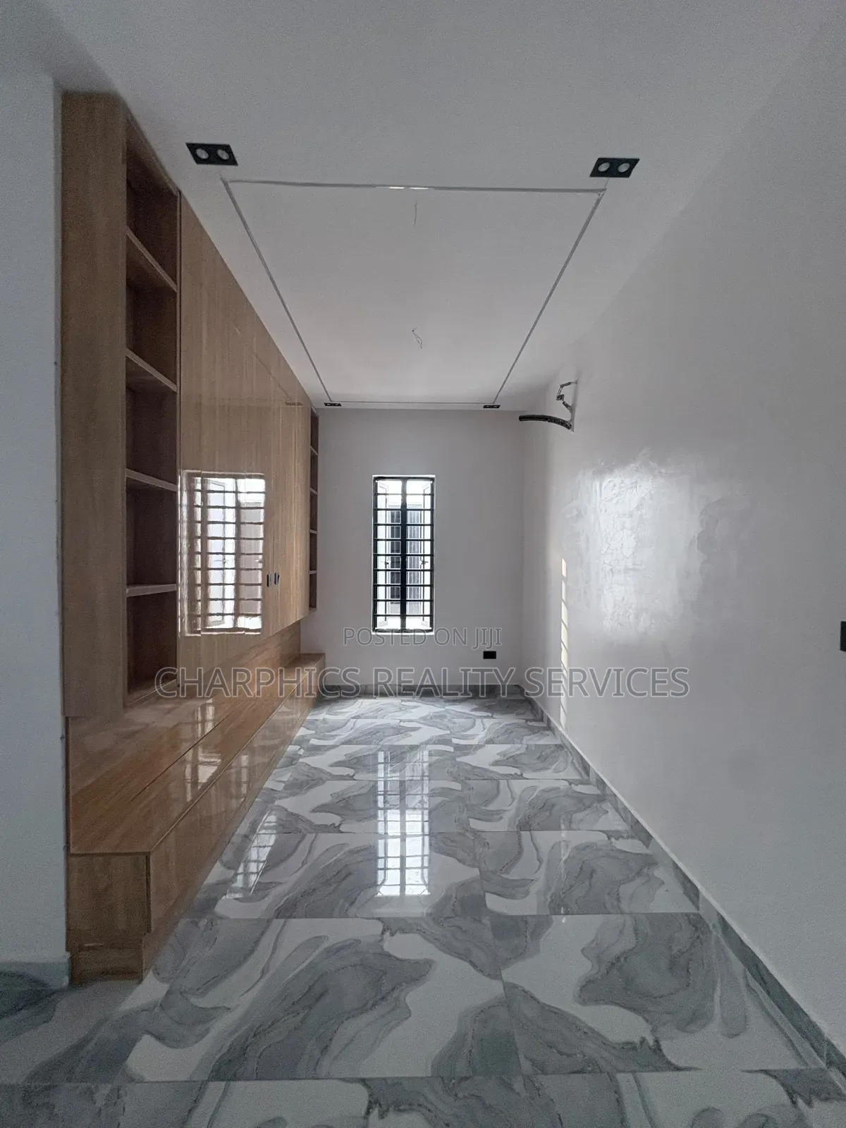 4bdrm Duplex in Lekki Phase 2 for sale