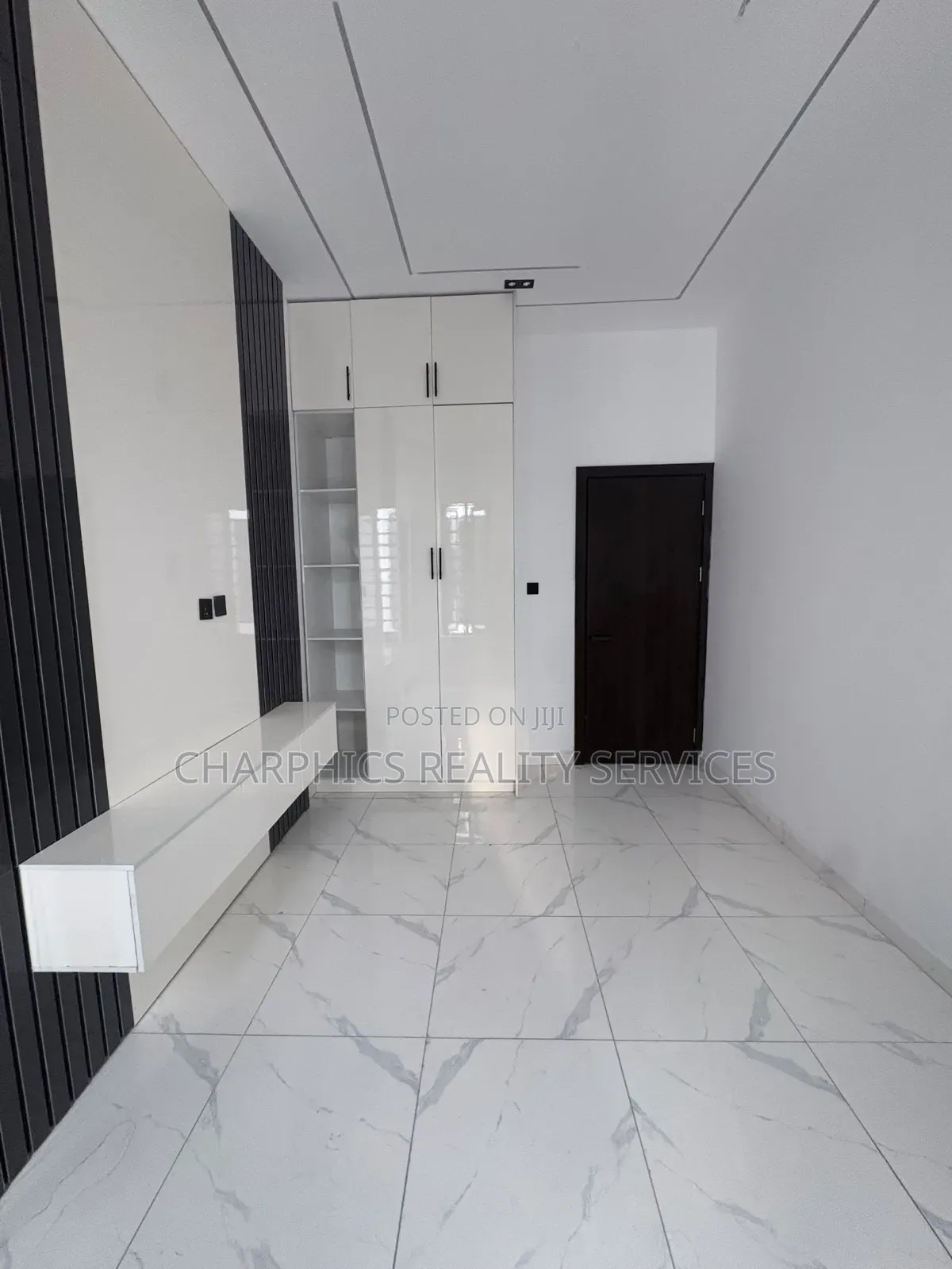 4bdrm Duplex in Lekki Phase 2 for sale