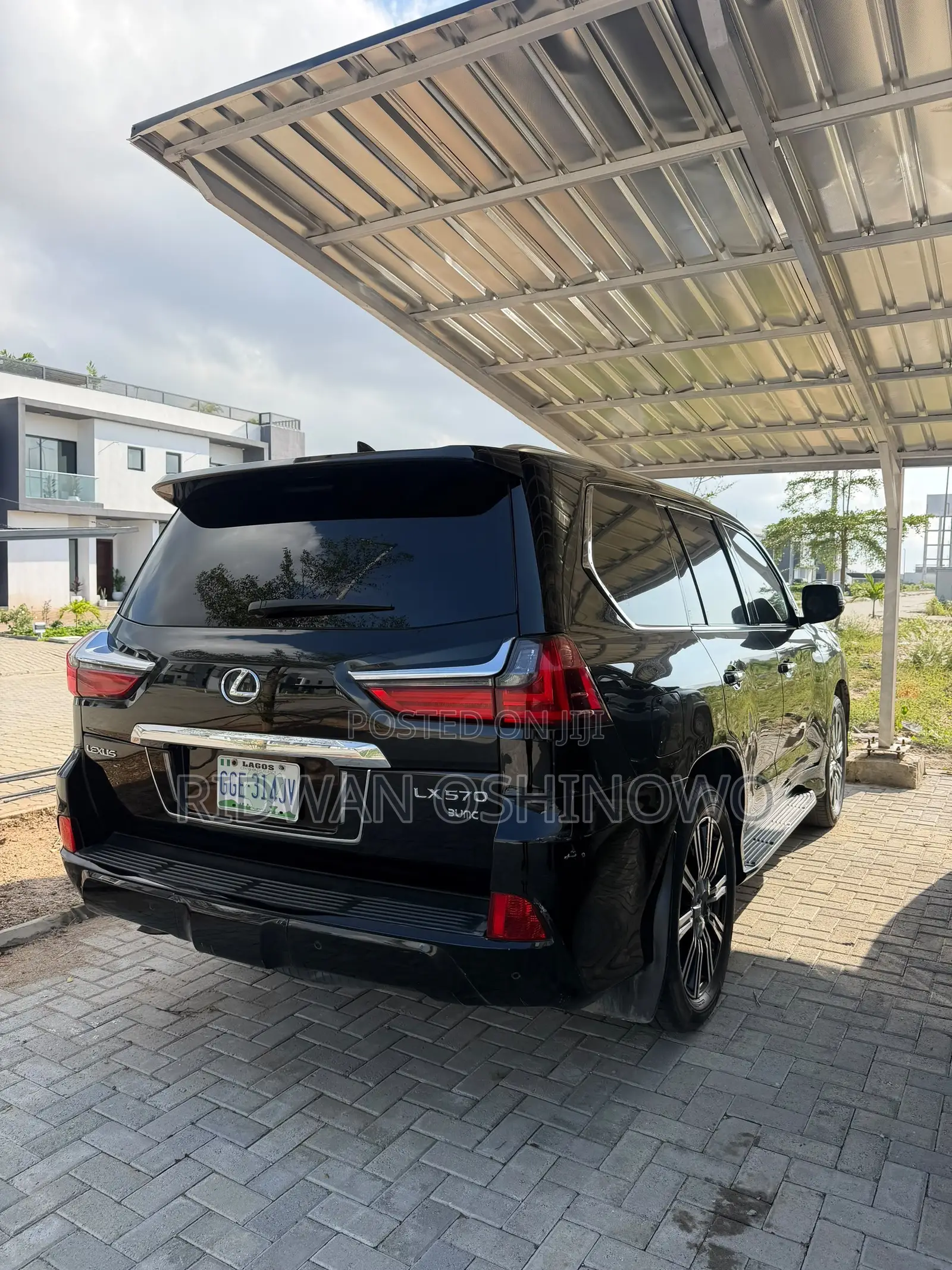 Lexus LX 570 (5 seats) AWD 2019 Black