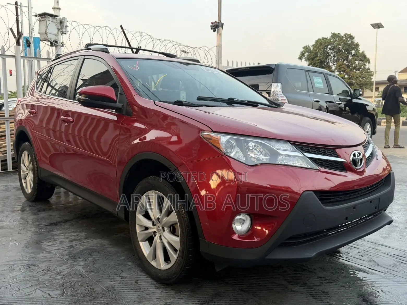 Toyota RAV4 Limited FWD (2.5L 4cyl 6A) 2013 Red