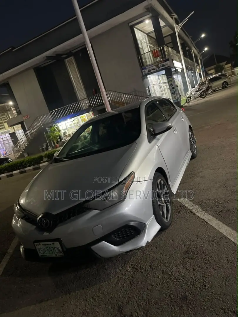 Scion iM Base 2016 Silver