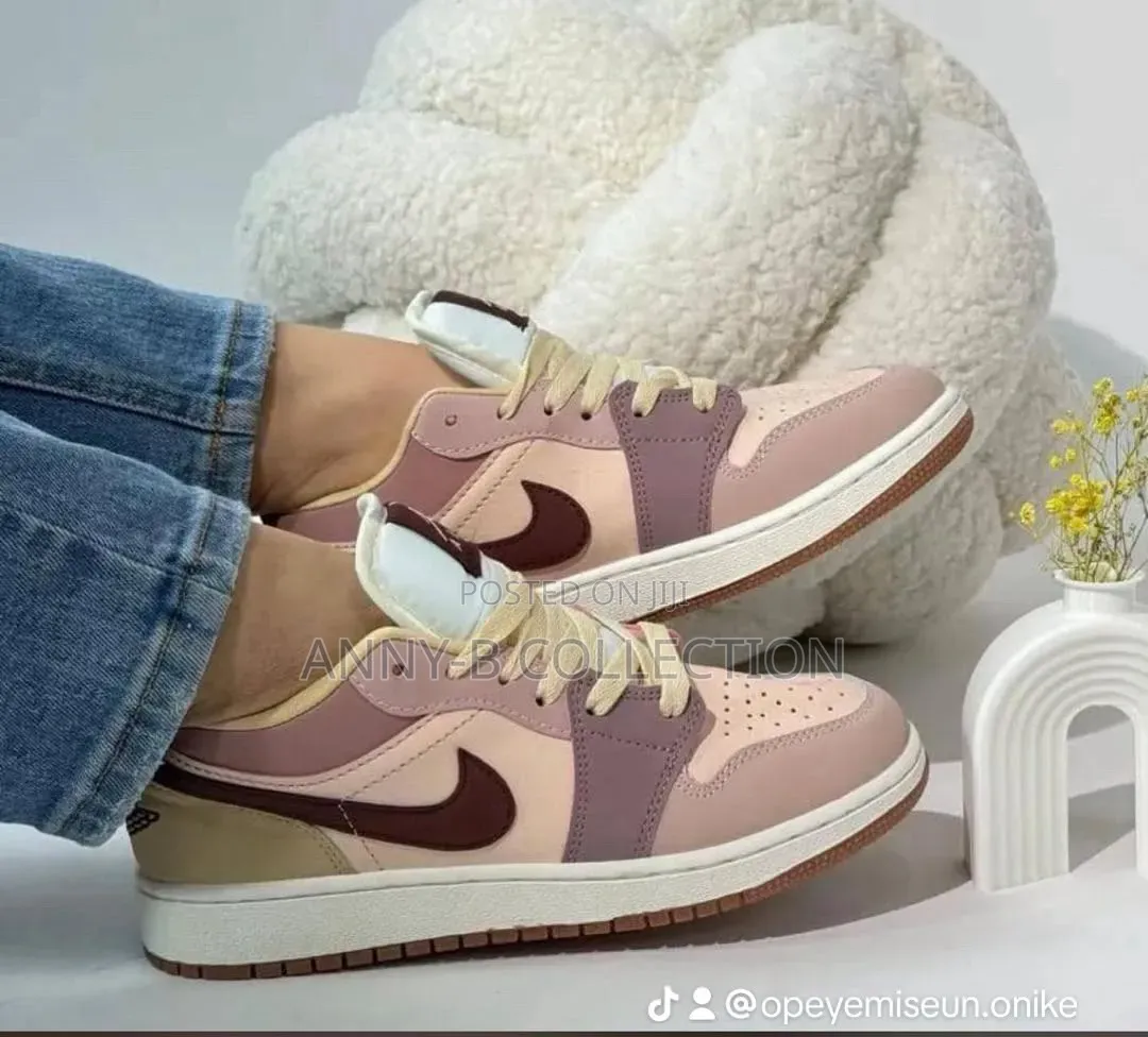 Unisex Casual Nike Sneakers