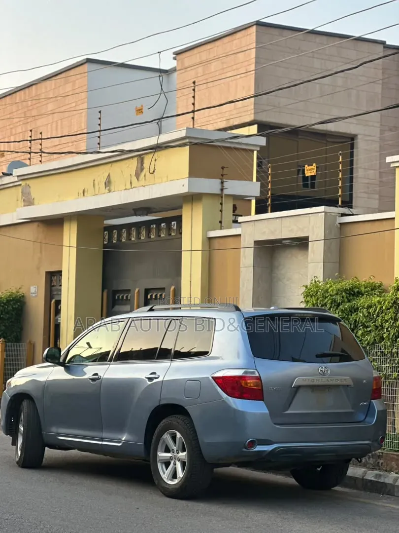 Toyota Highlander 2010 Green