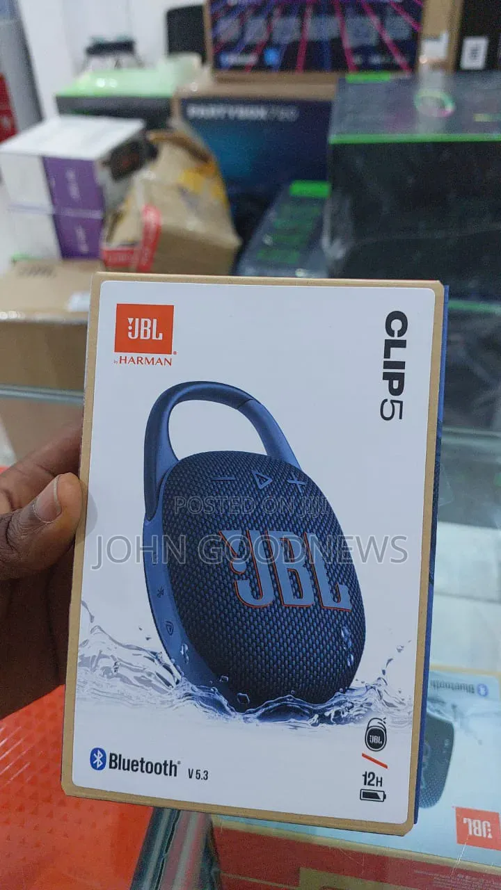 JBL Clip 5