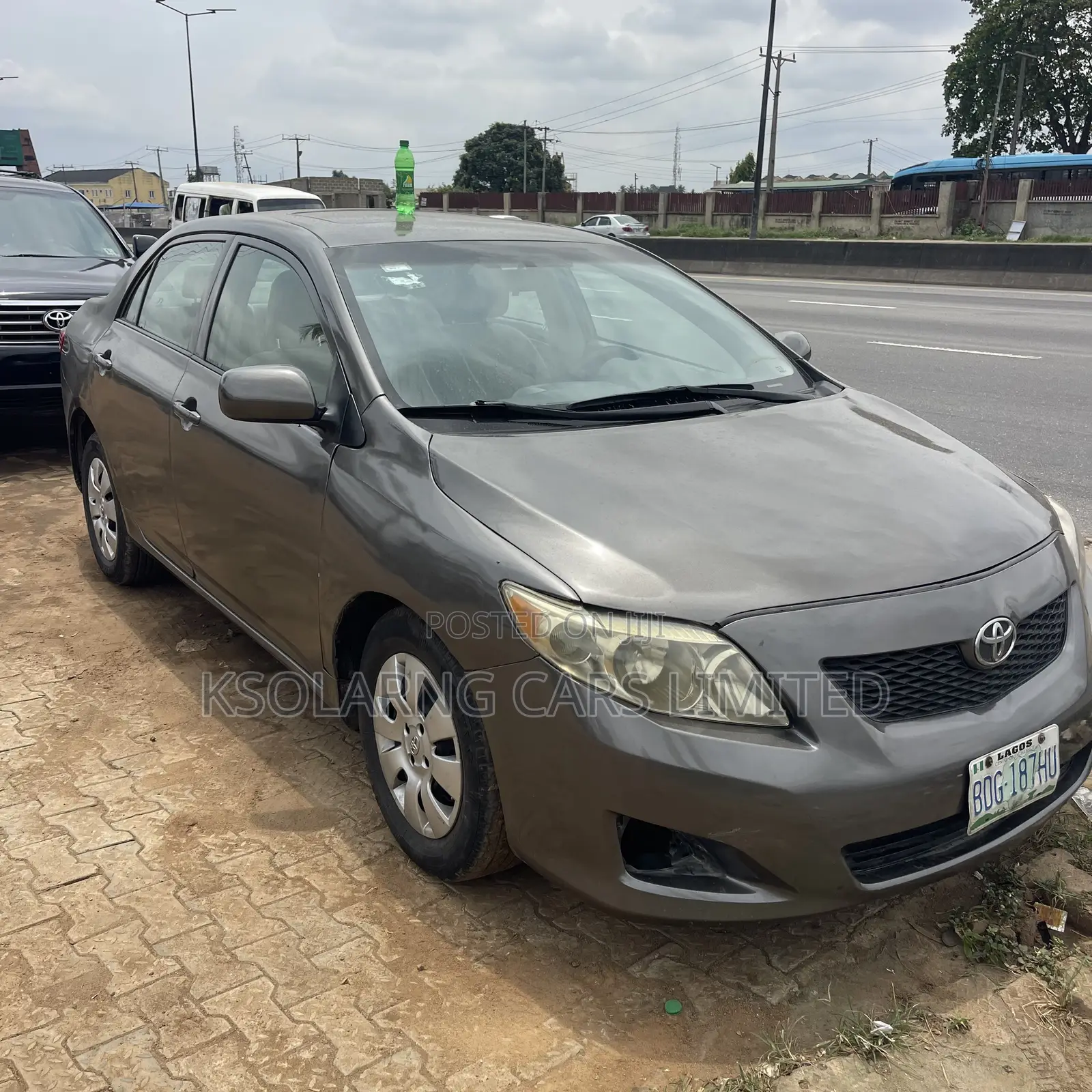 Toyota Corolla 2010 Gray