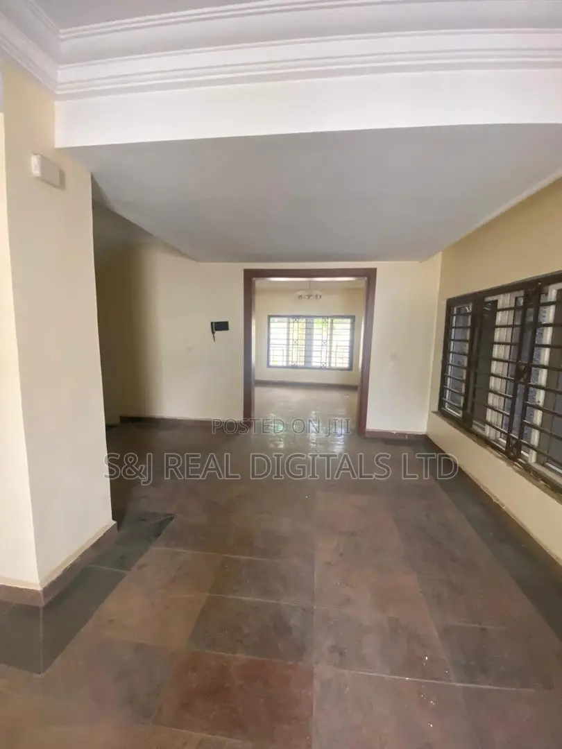 5bdrm Duplex in Life Camp for rent