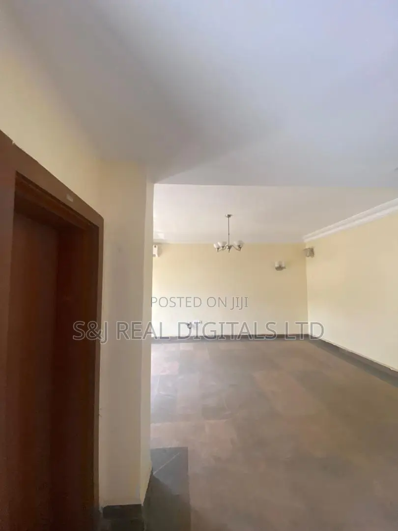 5bdrm Duplex in Life Camp for rent