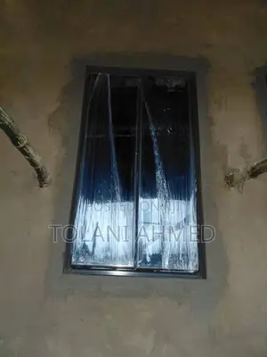 Frameless Window
