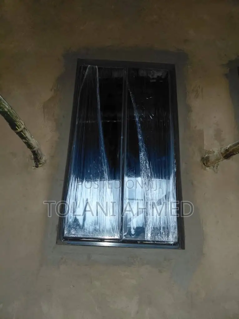 Frameless Window