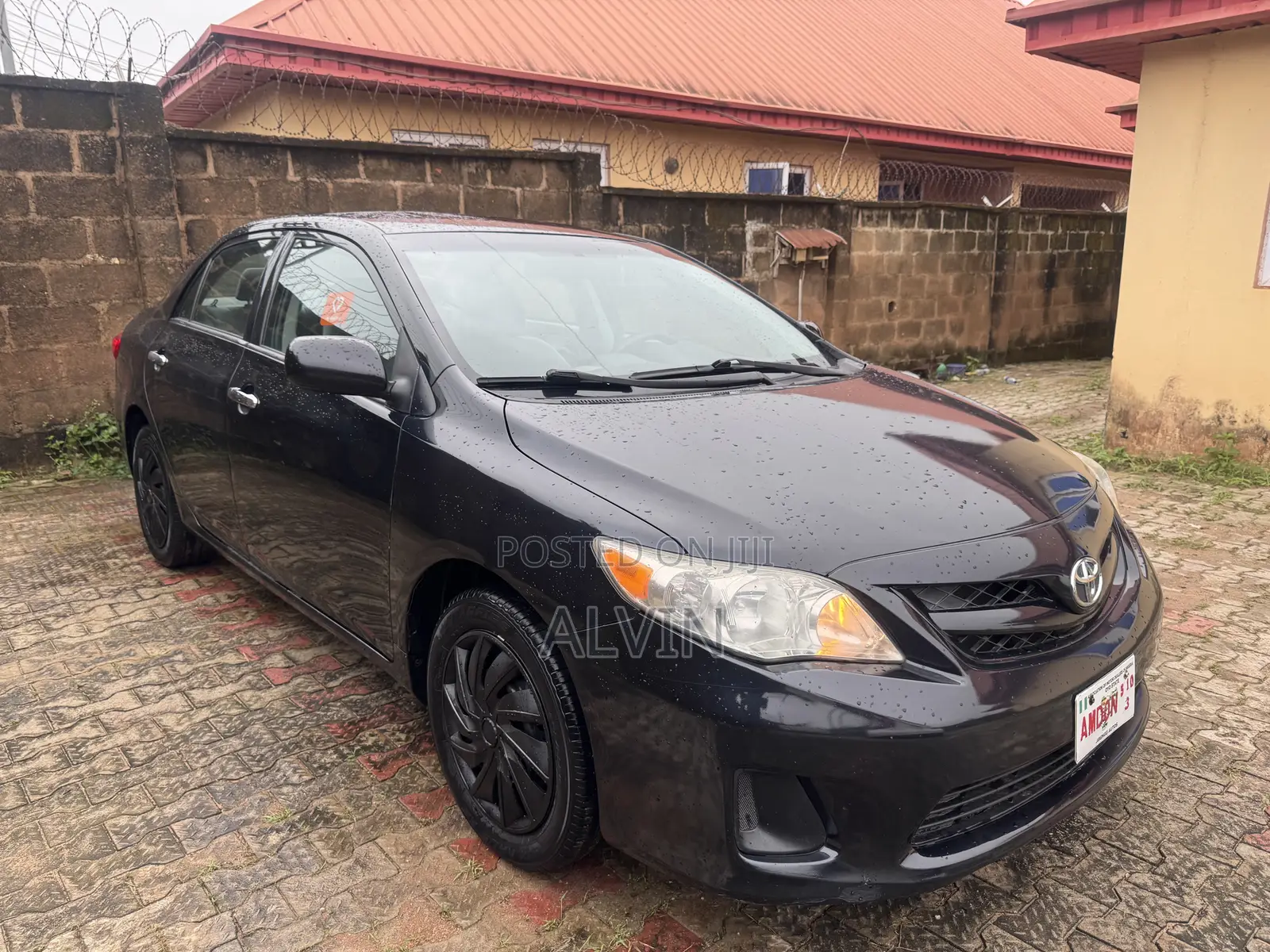 Toyota Corolla LE 4dr Sedan (1.8L 4cyl 4A) 2012 Black