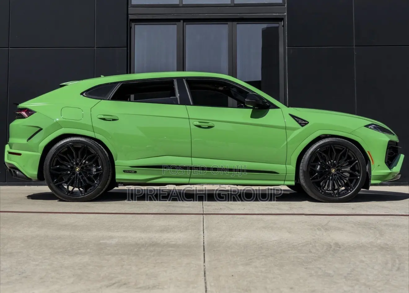 Lamborghini Urus 2025 Green